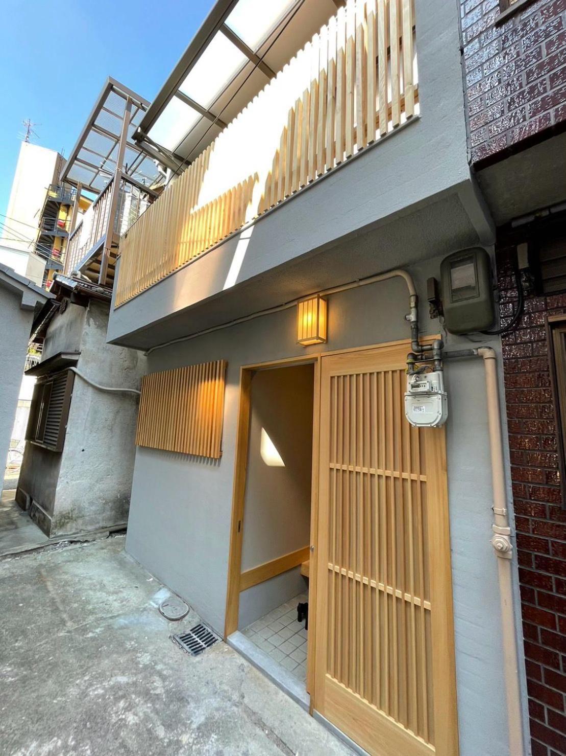 Tamatsukan 玉津館, Kansai Airport 關西空港 57 Mins, Namba 6 Mins, Nihonbashi 4 Mins, Universal Studio 37 Mins, Nara 30 Mins, Walk Jr Tsuruhashi 7 Mins, Early Check In Osaka Buitenkant foto